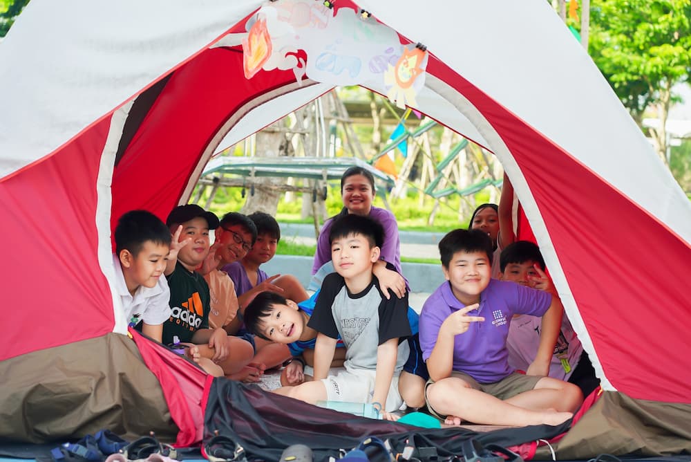 Hoạt động cắm trại